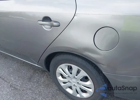 2010 Kia Forte Ex z USA, uszkodzony, nr VIN KNAFU4A20A5255805